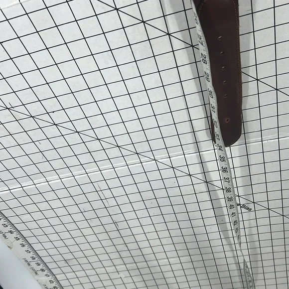 Lucky brand, leather, zigzag stitch accent, brass buckle belt S - Picture 10 of 12